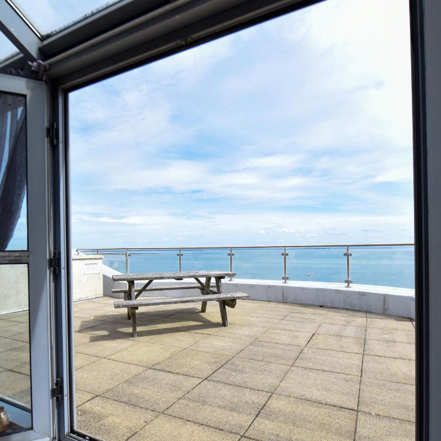Galway Bay Sea View Apartments Exterior photo